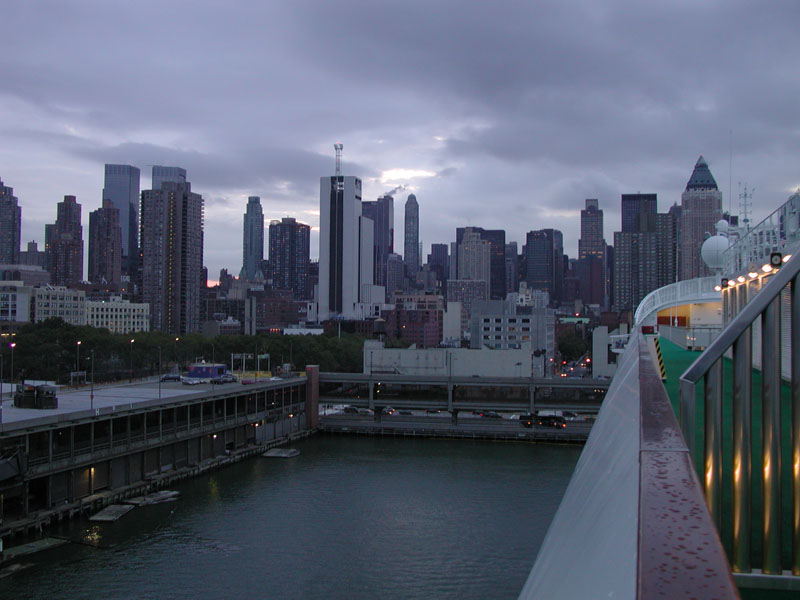 0326nyc (103K)