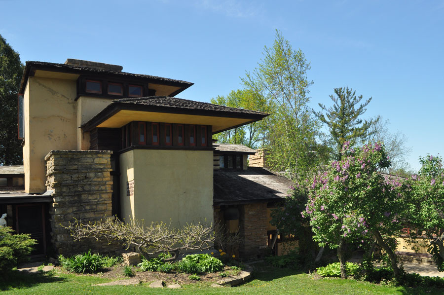 taliesin03.jpg 153.3 KB